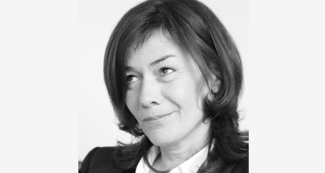 Portrait de Sandrine Destombes