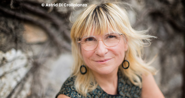 Portrait de Louise Oligny par Astrid Di Crollalanza